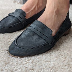 Suede Lucky Brand flats/loafers